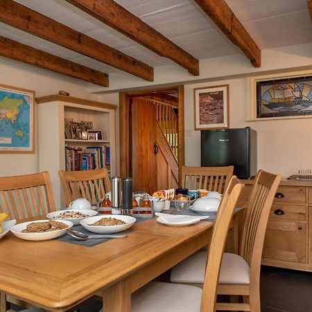 The White Cottage B&B Saint Teath Extérieur photo